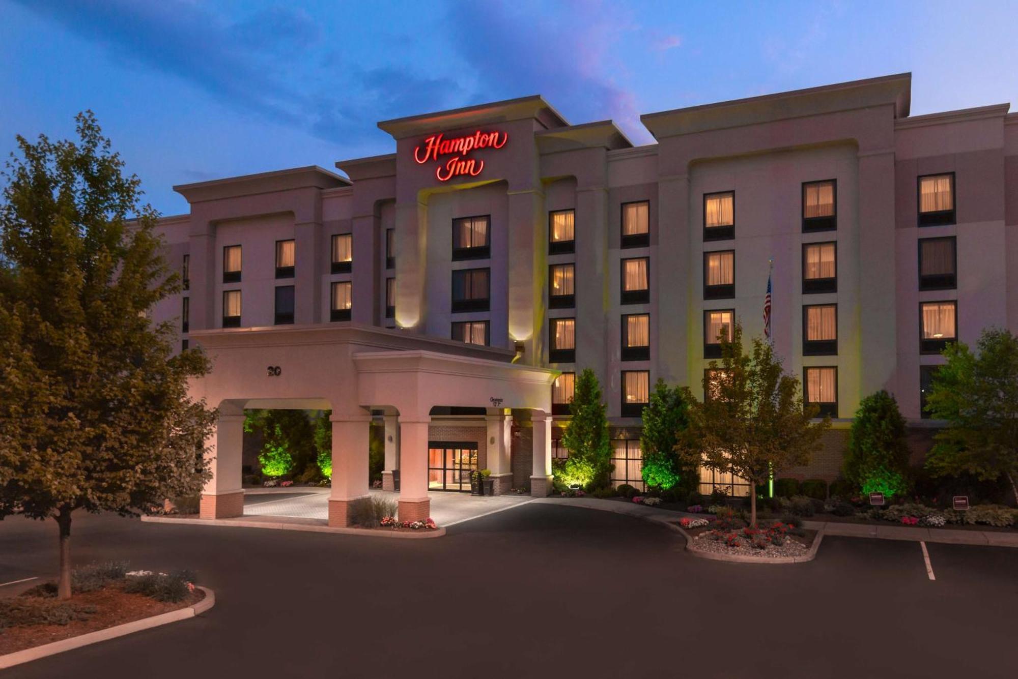 Hampton Inn Springfield South Энфилд Экстерьер фото