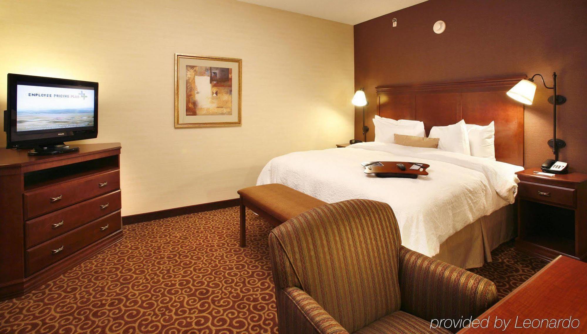 Hampton Inn Springfield South Энфилд Номер фото