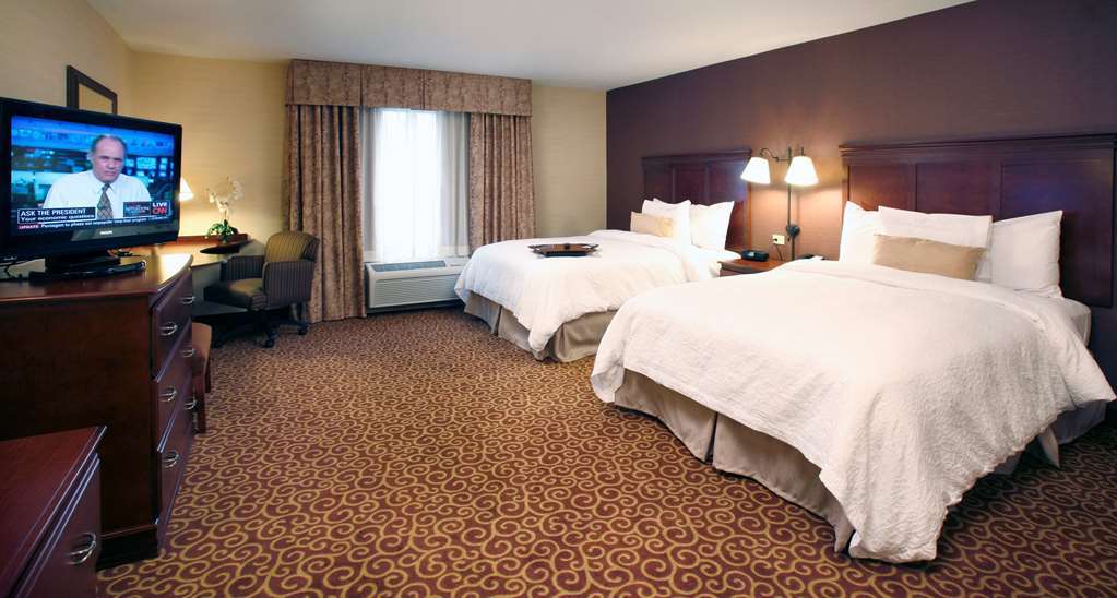 Hampton Inn Springfield South Энфилд Номер фото