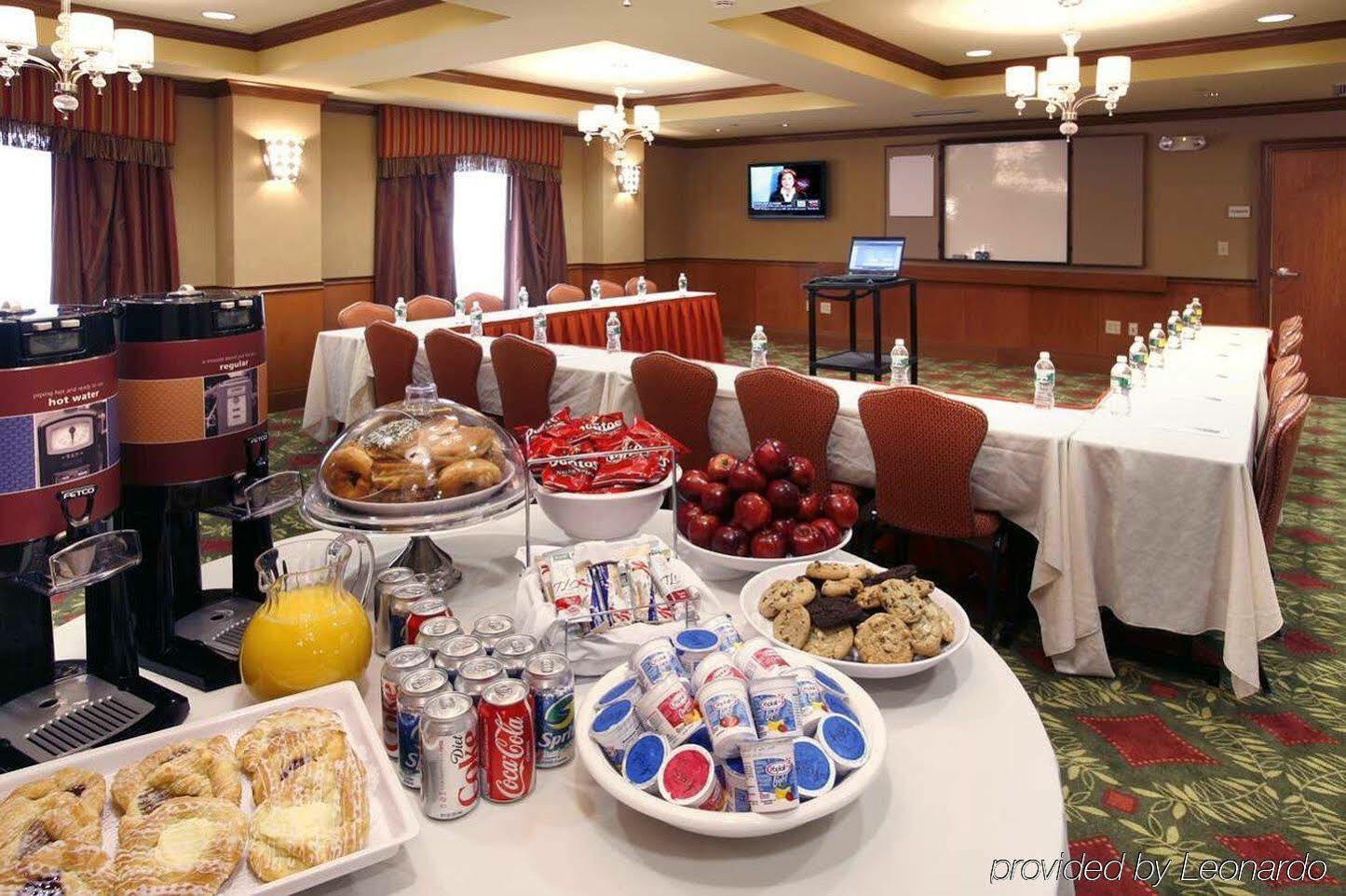 Hampton Inn Springfield South Энфилд Экстерьер фото